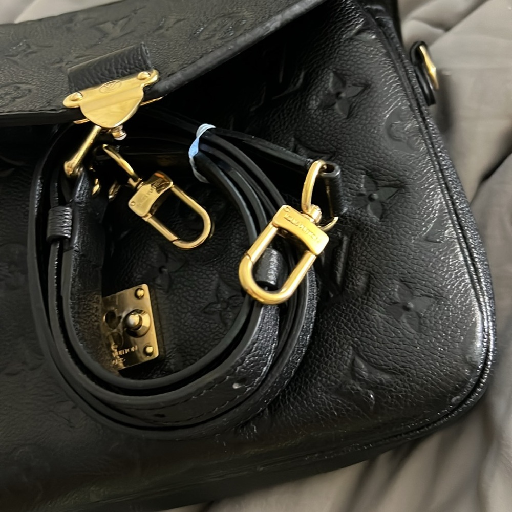 Louis Vuitton Pochette Métis Empreinte - Picture 12 of 12
